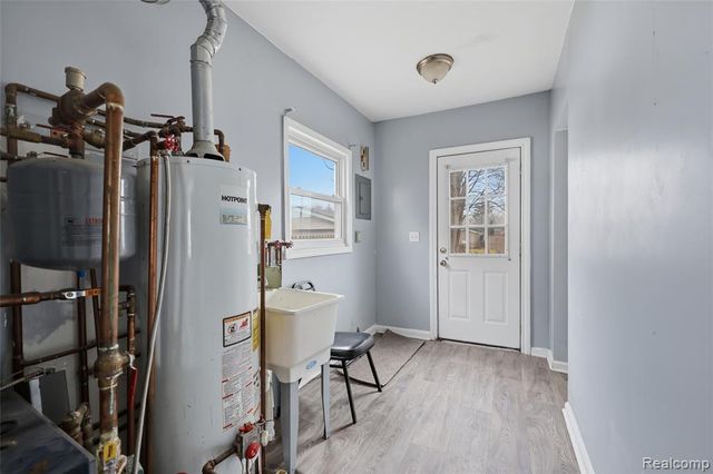 9665 River Street, Clay, MI 48001