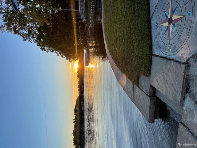 7351 Selma Drive, Fenton, MI 48430