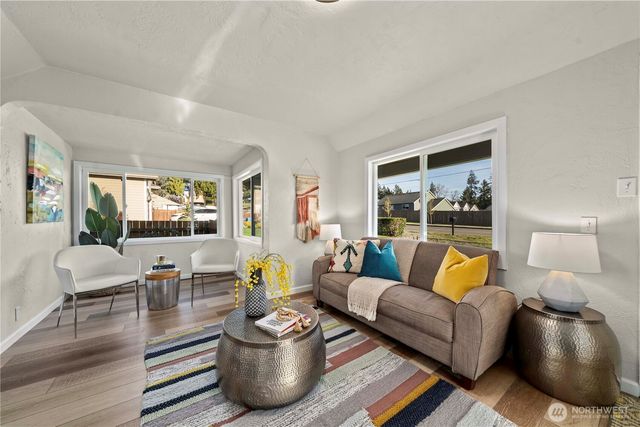 1300 Yuma Street, Milton, WA 98354