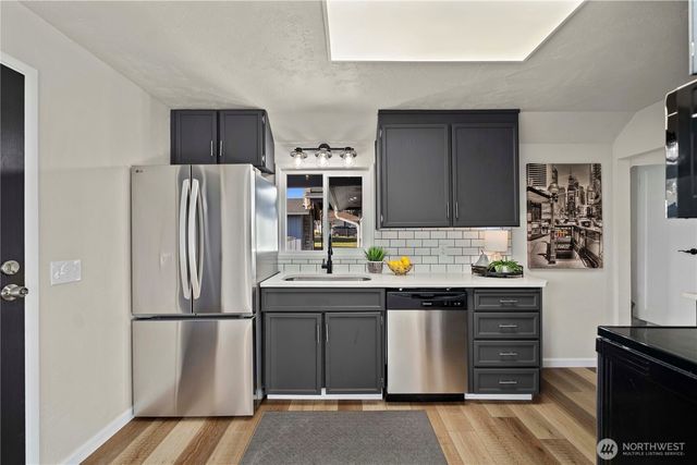 1300 Yuma Street, Milton, WA 98354