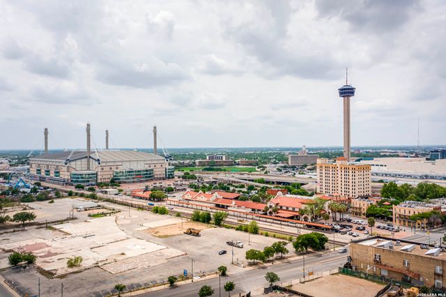 144 N CHERRY ST, San Antonio, TX 78202