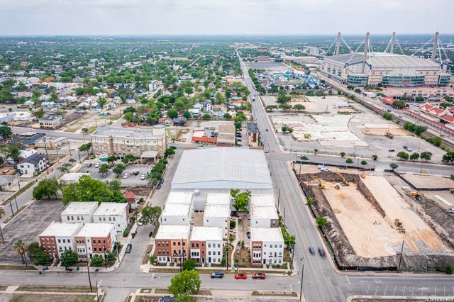 144 N CHERRY ST, San Antonio, TX 78202
