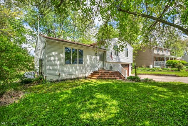 3717 Sea Ray Cove, Aurora, OH 44202