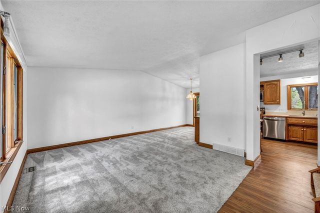3717 Sea Ray Cove, Aurora, OH 44202