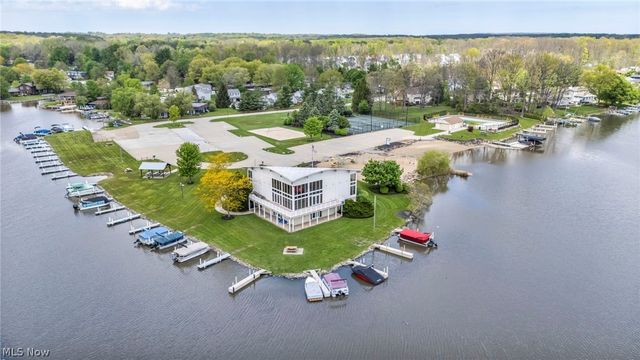 3717 Sea Ray Cove, Aurora, OH 44202
