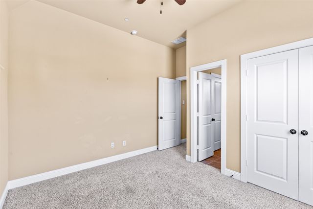 1014 Brook Forest Lane, Euless, TX 76039