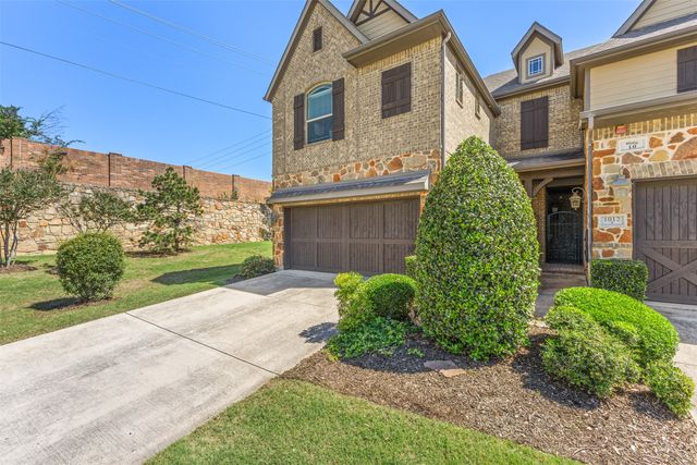 1014 Brook Forest Lane, Euless, TX 76039
