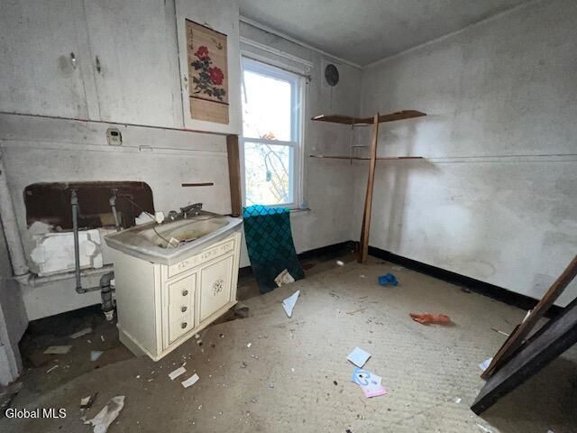 814 Bedford Road, Schenectady, NY 12308