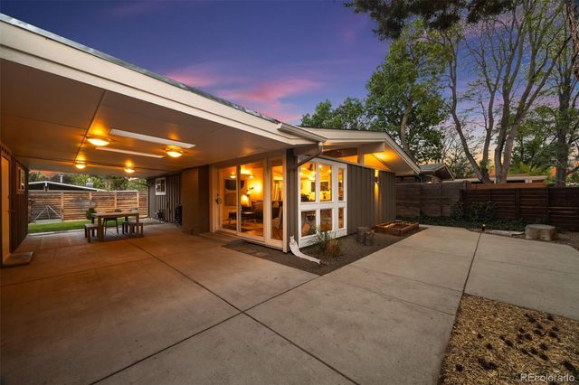 2550 S Newton Street, Denver, CO 80219