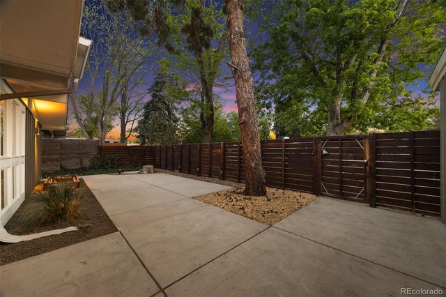 2550 S Newton Street, Denver, CO 80219