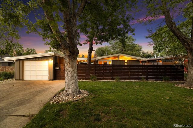 2550 S Newton Street, Denver, CO 80219