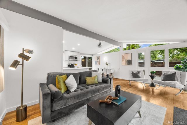 2550 S Newton Street, Denver, CO 80219