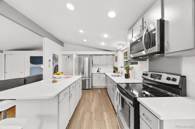2550 S Newton Street, Denver, CO 80219