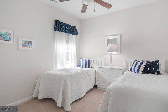 33010 OGRE DR, Ocean View, DE 19970