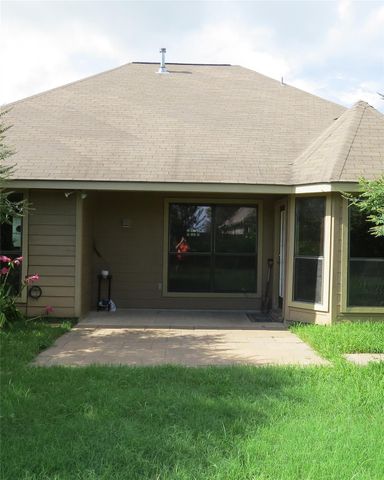 107 Enfield Court, Huntsville, TX 77320