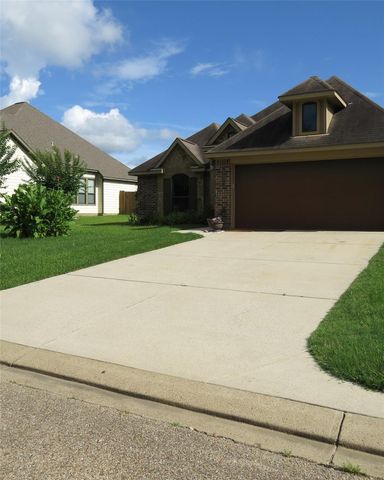 107 Enfield Court, Huntsville, TX 77320