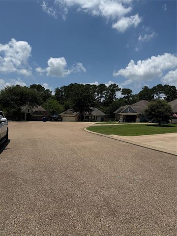 107 Enfield Court, Huntsville, TX 77320