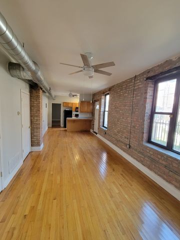 1340 W 18th Place 1C, Chicago, IL 60608