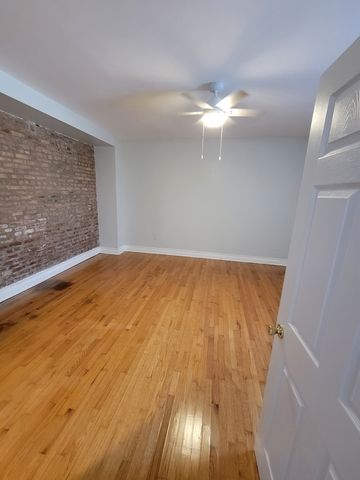 1340 W 18th Place 1C, Chicago, IL 60608