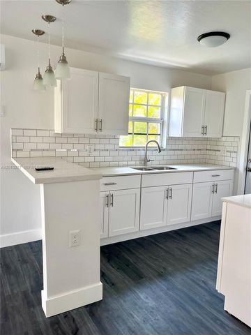 2331 NW 55th Ter, Miami, FL 33142