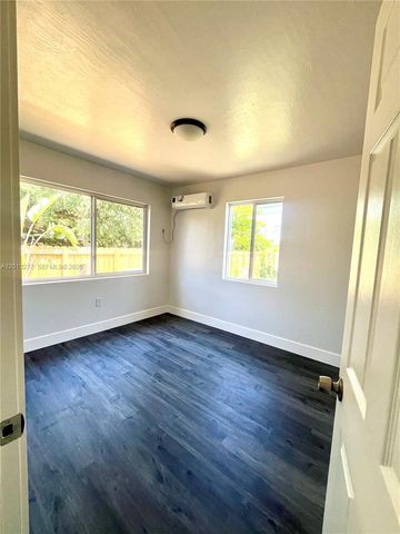 2331 NW 55th Ter, Miami, FL 33142