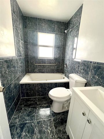 2331 NW 55th Ter, Miami, FL 33142