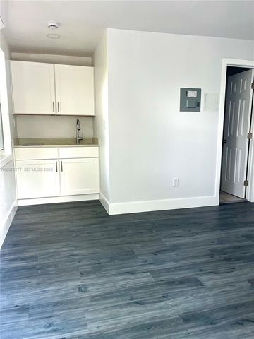 2331 NW 55th Ter, Miami, FL 33142