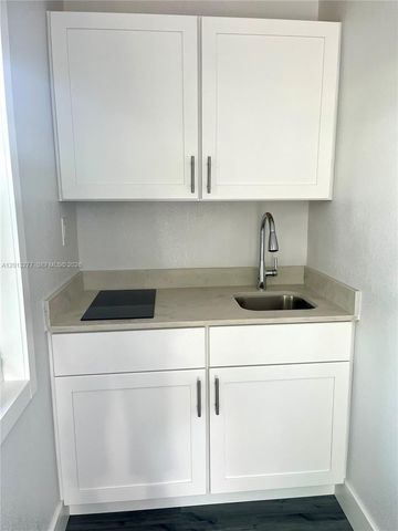 2331 NW 55th Ter, Miami, FL 33142