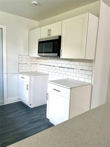 2331 NW 55th Ter, Miami, FL 33142