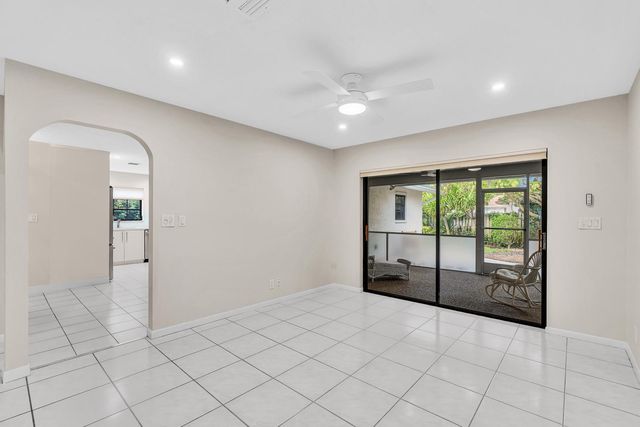321 SW 30th Terrace, Deerfield Beach, FL 33442