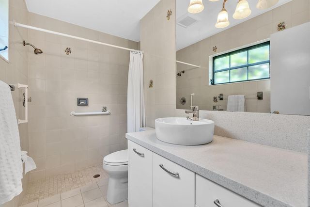 321 SW 30th Terrace, Deerfield Beach, FL 33442