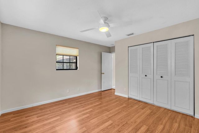 321 SW 30th Terrace, Deerfield Beach, FL 33442