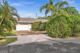 321 SW 30th Terrace, Deerfield Beach, FL 33442