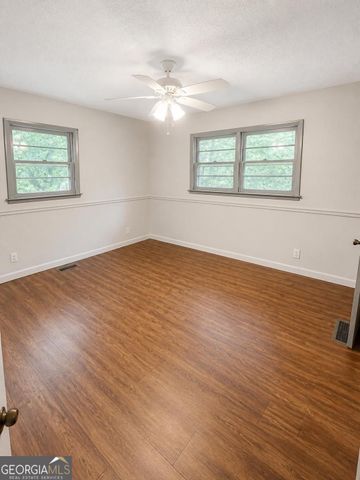 203 Briarwood Drive, Dallas, GA 30132