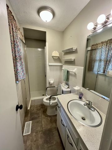 132 Pierson Avenue, Forsyth, MO 65653