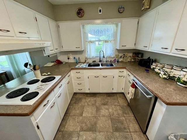 132 Pierson Avenue, Forsyth, MO 65653