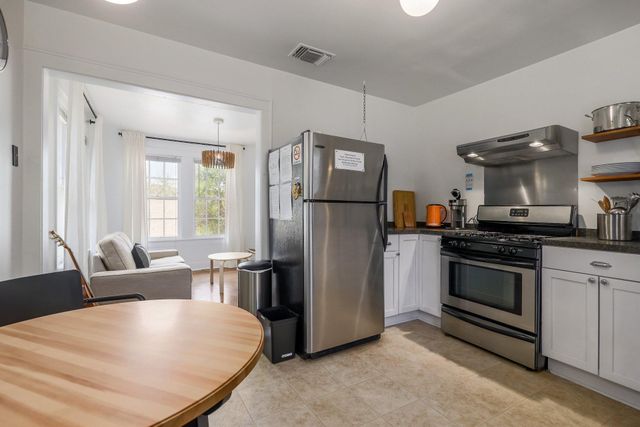 305 Lockhart DR Unit B, Austin, TX 78704