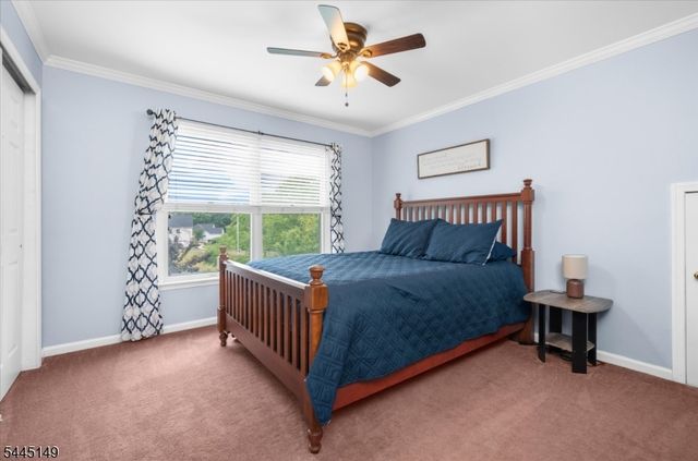 1 Tanager Dr, Raritan Twp., NJ 08551