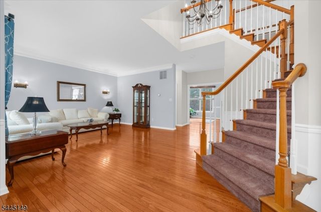1 Tanager Dr, Raritan Twp., NJ 08551