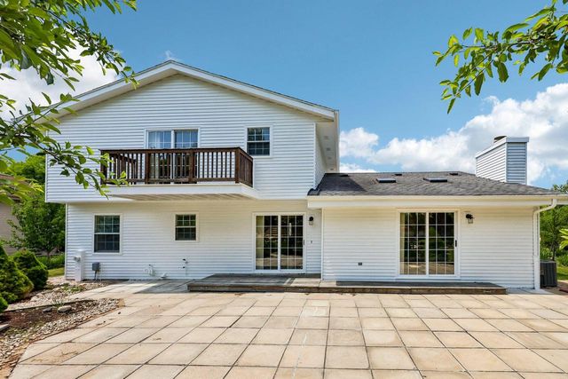 W183S8590 Sue Marie LANE, Muskego, WI 53150