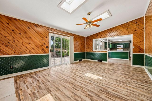 W183S8590 Sue Marie LANE, Muskego, WI 53150