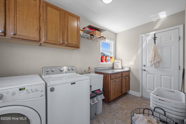 103 Craftsman Drive, New Bern, NC 28562