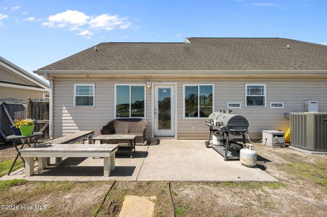 103 Craftsman Drive, New Bern, NC 28562