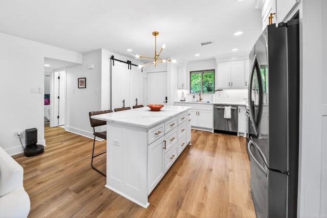 1201 N Pierce St Apt 30, Little Rock, AR 72207