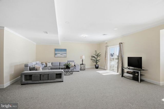 454 E DELP RD, Lancaster, PA 17601