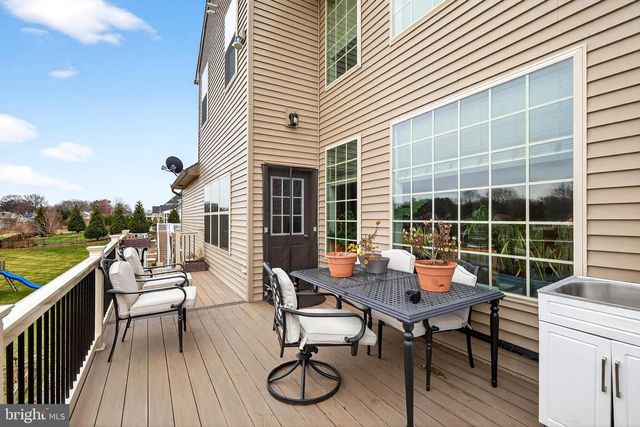 454 E DELP RD, Lancaster, PA 17601