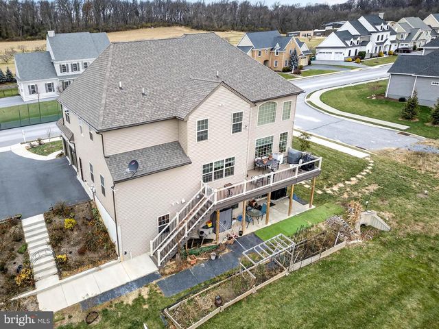 454 E DELP RD, Lancaster, PA 17601