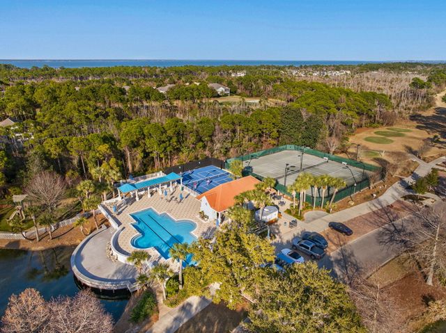 298 Ketch Court, Destin, FL 32541