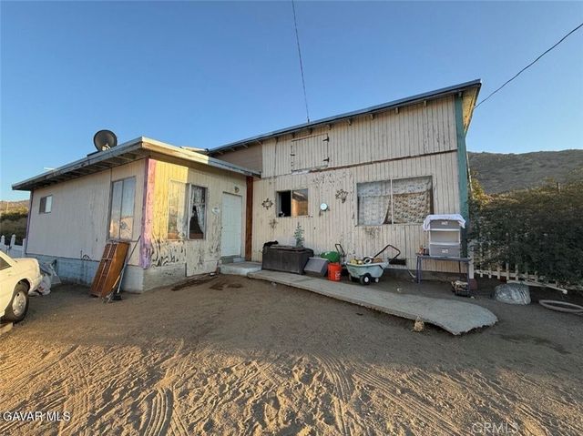 33452 Angeles Forest, Palmdale, CA 93550