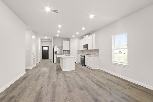 11791 Oakwood Ranch Drive, Willis, TX 77378